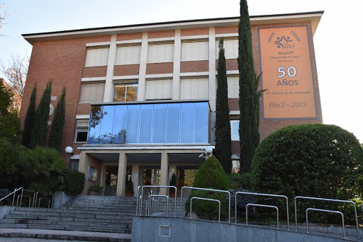 Colegio María Virgen