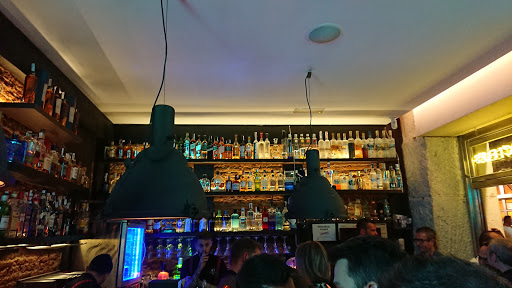47 cocktail bar