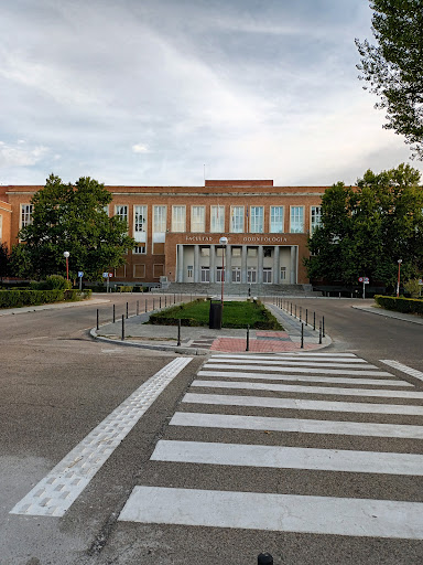 Universidad Complutense de Madrid: Clínica Universitaria De Podologia